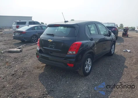 2019 Chevrolet Trax Ls z USA, uszkodzony, nr VIN 3GNCJKSB0KL379602